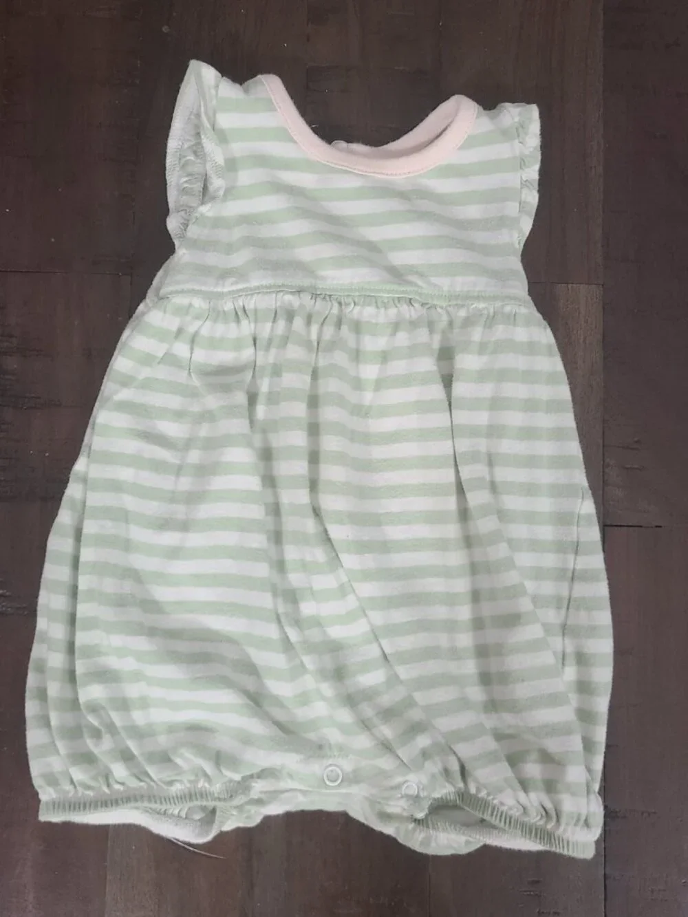 ✨️5 for $10 Burts Bees Romper